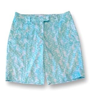 Lady Hagan Size 8 Calypso Tiled 10” Short in Mint Icy Golf Short